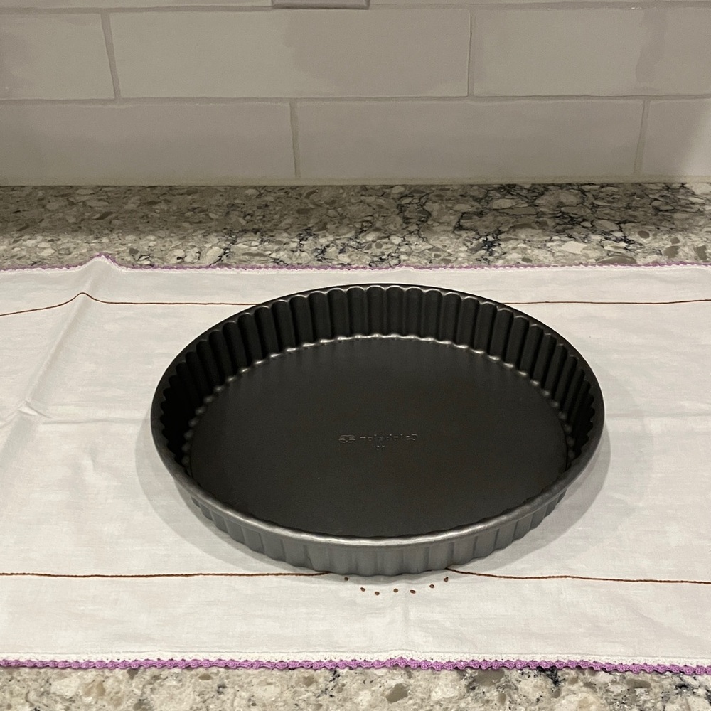 Calphalon Non-Stick Fluted Tart Pan 10”